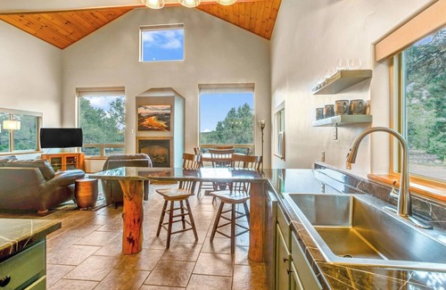 Salida House | Salida Cabin Rentals Close to Monarch Mountain and Hot Springs