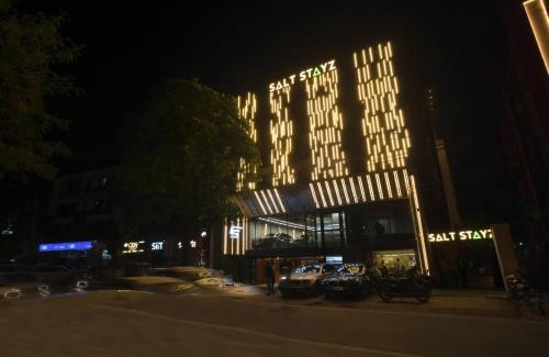 Naraina Hotel | Saltstayz Premier - Naraina, Central Delhi