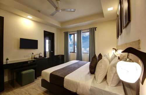 Okhla Hotel | Saltstayz Select - Nehru Place & New Friends Colony
