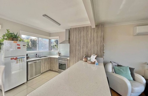 Apollo Bay House | Saltwater Haven - Pets Welcome. Wifi. Amazing View