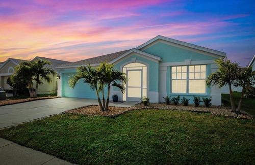 Sabal Harbour House | Saltwater Pool and Spa at Home in Bradenton