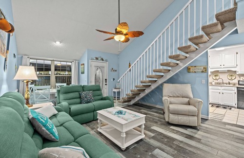 West Panama City Beach House | Salty Breeze: 5-min WALK TO BEACH 82D