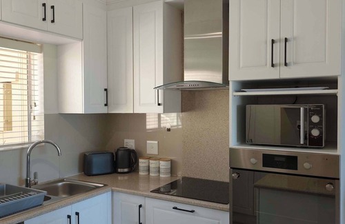 Plettenberg Bay Apartment | Salty Goose | 2BD APT, Sea & Lagoon Views