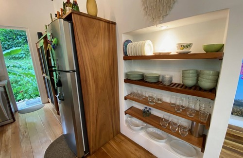 Samara House | SAMARA - Stunning 2 bedroom House 15 min from the Beach.