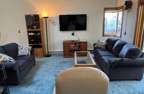 Gilford Apartment | Samoset Lakeside Retreat