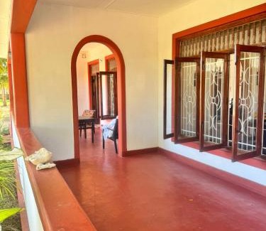 Uppuveli Villa | Sampalthivu Beach Villa