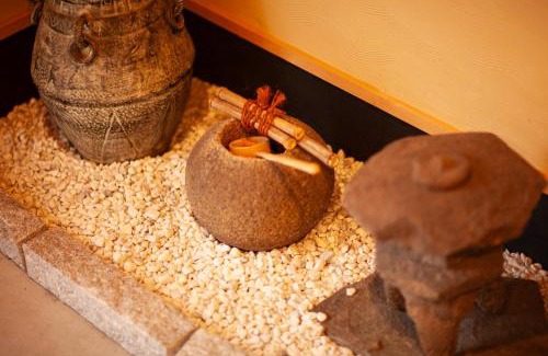 Uzumasa Villa | Samurai Suite 2 , 15mins from Kyoto Eki , 5 mins to Arashiyama