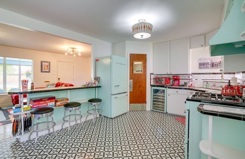 Alamo Heights House | San Antonio Retreat w/Private Hot Tub & Gas Grill