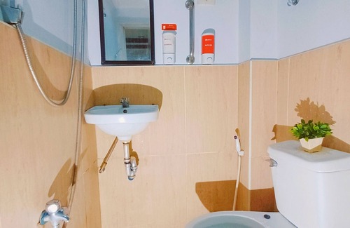 Tacloban Hotel | San Juanico Travellers Inn - RedDoorz