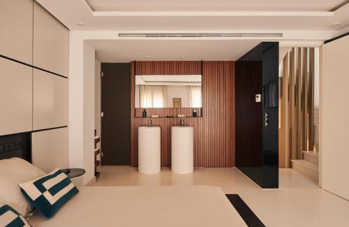 La Trinidad-San Juan y Todos los Santos House | San Nicolas Luxury Home with prívate terrace