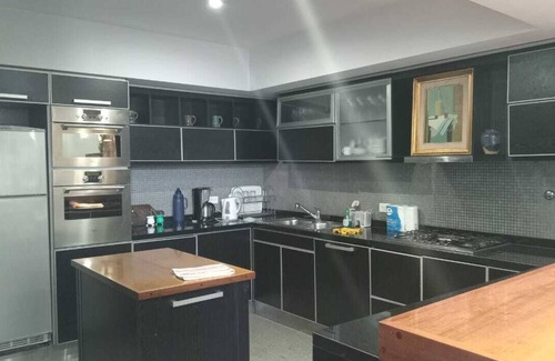 Barracas House | San Telmo Beauty, Parrilla and Pizza oven, minutes from Puerto Madero.