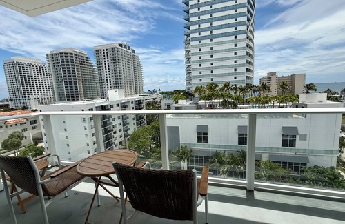 Central Beach Condo | Sanctuary by the Sea-Entire 1 Bedroom, 1 Bathroom Condo in the Tiffany House