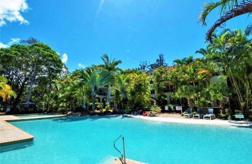 Currumbin Apartment | Sanctuary Lake Apartments