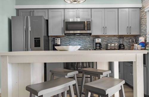 Seacrest Condo | Sand Cliffs 108: Steps to beach & pool access + Free Attraction Tickets!