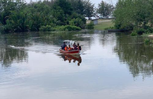 Kampung Beting Lintang House | Sand Dune Villa