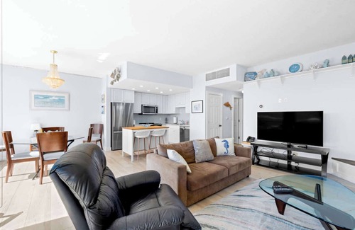 Seaside Condo | Sand & Sea (514) Necanicum River - Luxury Ocean Views