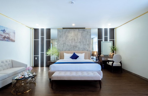Duc Trong Hotel | Sandals Star Hotel