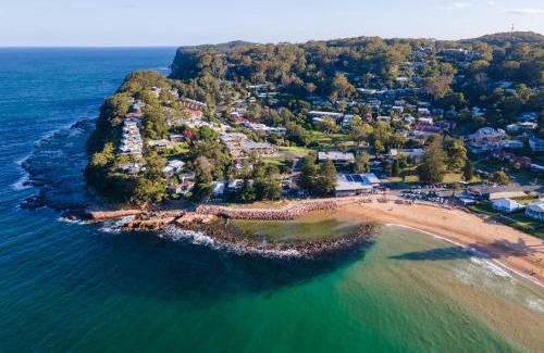 Avoca Beach House | Sandalwood