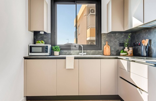 Limassol Apartment | Sanders Crystal 1 - Cute 2-Bdr Apt w Shared Pool