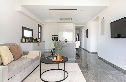 Agios Athanasios Apartment | Sanders Evolution 2 - Great 2-Bdr Apt with Balcony