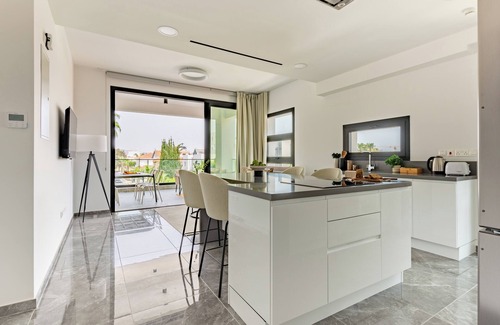 Agios Athanasios Apartment | Sanders Evolution 2 - Great 2-Bdr Apt with Balcony