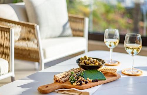 Vasa Koilaniou Apartment | Sanders Limassol Park - Nice 1 bdr apt with balcony