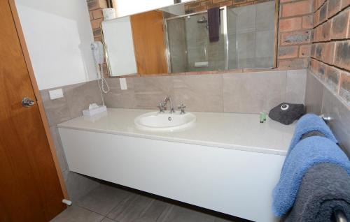 Kangaroo Flat Hotel | Sandhurst Motor Inn Bendigo