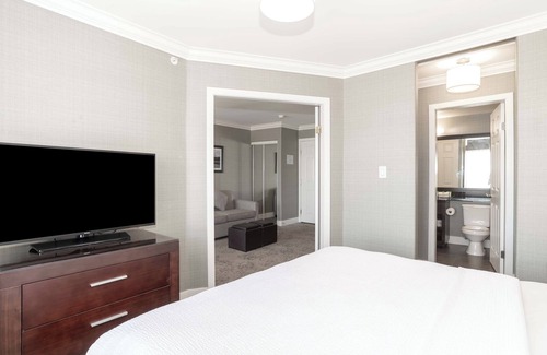 North Industrial Hotel | Sandman Hotel Saskatoon