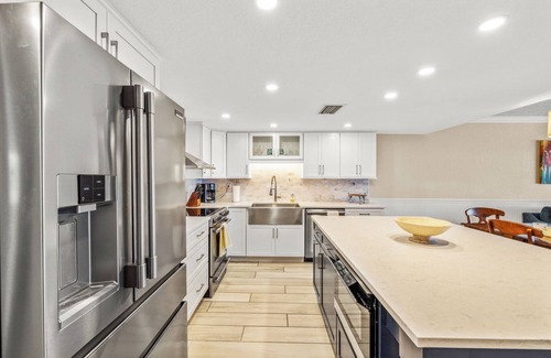 New Smyrna Beach Condo | Sandpiper Beachfront Escape with Resort Amenities - SP505