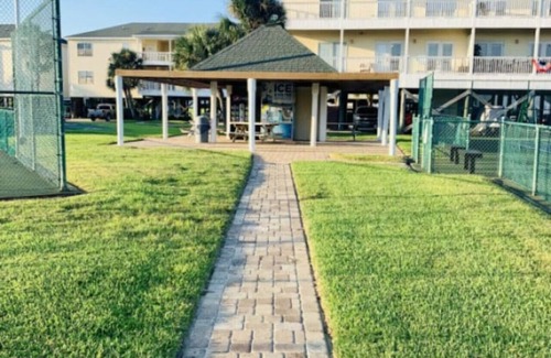 Holiday Isle Condo | Sandpiper Cove Unit 1027 1 Bedroom With FREE Beach Service