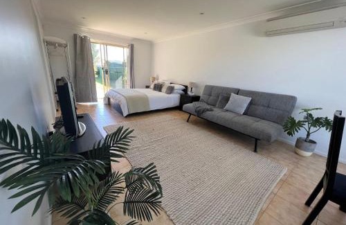 Callala Beach House | Sandy Adventures - Pet Friendly - 1 MIn to Beach