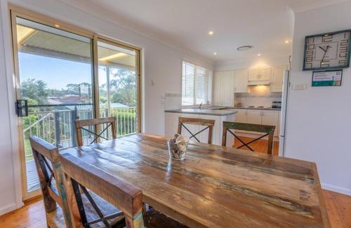 Callala Beach House | Sandy Adventures - Pet Friendly - 1 MIn to Beach