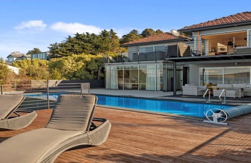 Sandy Bay House | Sandy Bay Splendour - heated pool w/ shoreline access, so close to Hobart's CBD