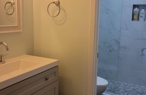 Tanglewood Estates Condo | Sanitized clean 2br 2ba apt in NW Austin Near The Domain Hospitals Tech Corridor
