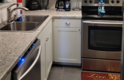 Tanglewood Estates Condo | Sanitized clean 2br 2ba apt in NW Austin Near The Domain Hospitals Tech Corridor