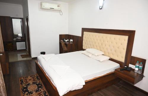 Bolpur Hotel | Santiniketan Residency