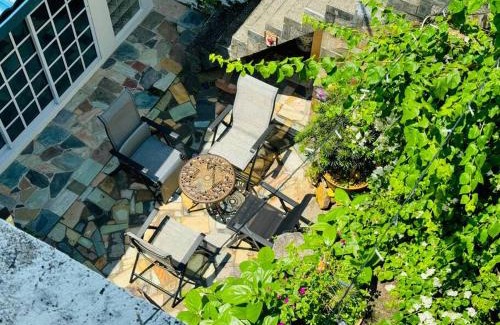 Ampang Jaya Villa | Santorini Ampang - Crystal Hillside Homestay