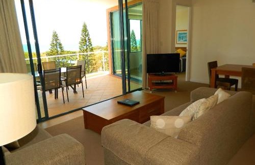 Mudjimba Resort | Santorini Twin Waters