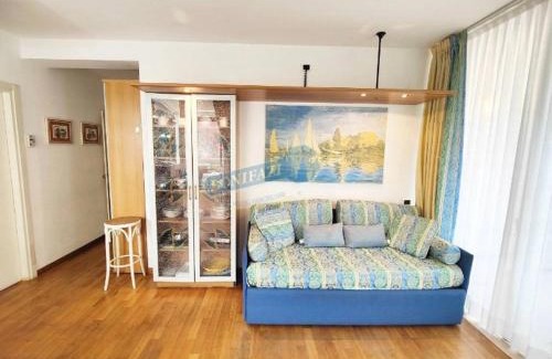 Marina di Pietrasanta Apartment | SaporeDiMare - Full Comfort Quiet Apartment with Seaview Rooftop Pool