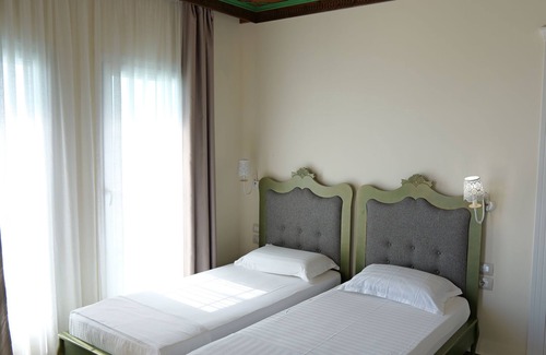 Dhermi Hotel | SARAJET E PASHAIT