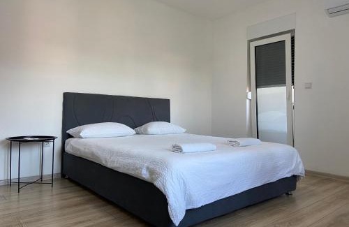 Novi Grad Sarajevo Apartment | Sarajevo APARTMENT 7 -Free Garage-