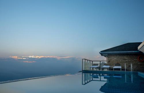 Pokhara Hotel | Sarangkot Mountain Lodge