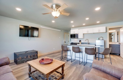 Saratoga Condo | Saratoga Retreat ~ 3 Mi to Saratoga Lake!