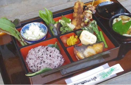 Kamiyama House | Sarayas main house 150yearold traditional house / Myouzai-gun Tokushima