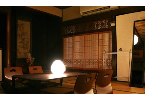 Kamiyama House | Sarayas main house 150yearold traditional house / Myouzai-gun Tokushima