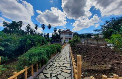 Kharakvasla House | Sarkar farmhouse