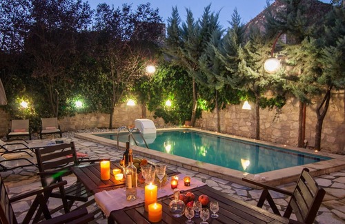 Mylopotamos Villa | Sarris Villa