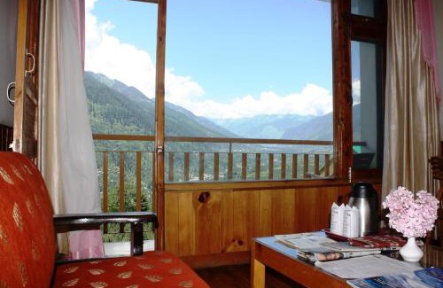 Manali Resort | Sarthak Resorts-Reside in Nature with Best View, 9 kms from Mall Road Manali