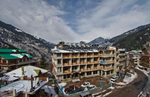 Manali Resort | Sarthak Resorts-Reside in Nature with Best View, 9 kms from Mall Road Manali