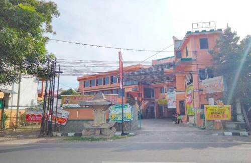 Pati Hotel | Sartika Hotel Mitra RedDoorz Pati